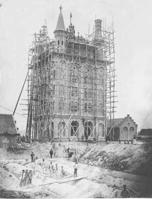 Watertoren in aanbouw, 1882
